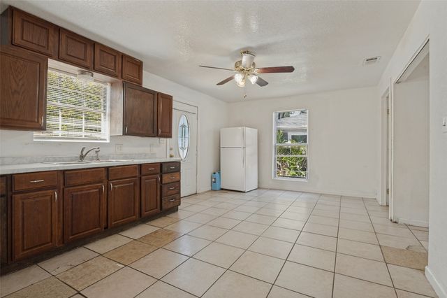 336 Belle Street, Bedford, TX 76022