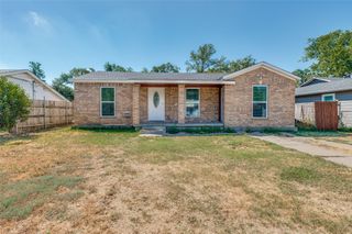 336 Belle Street, Bedford, TX 76022