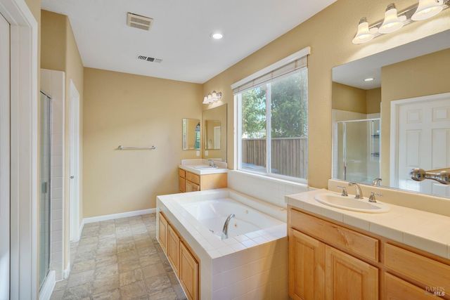 531 Star Lilly Dr, Vacaville, CA 95687