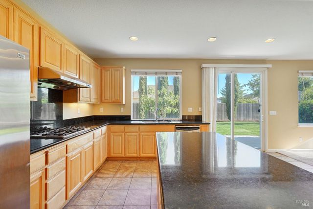 531 Star Lilly Dr, Vacaville, CA 95687