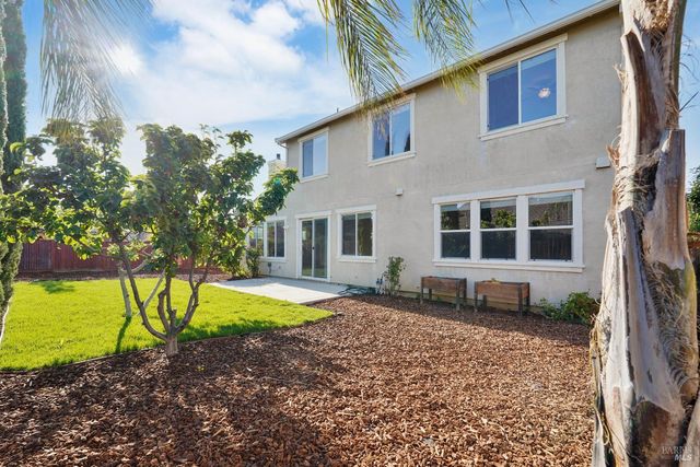 531 Star Lilly Dr, Vacaville, CA 95687
