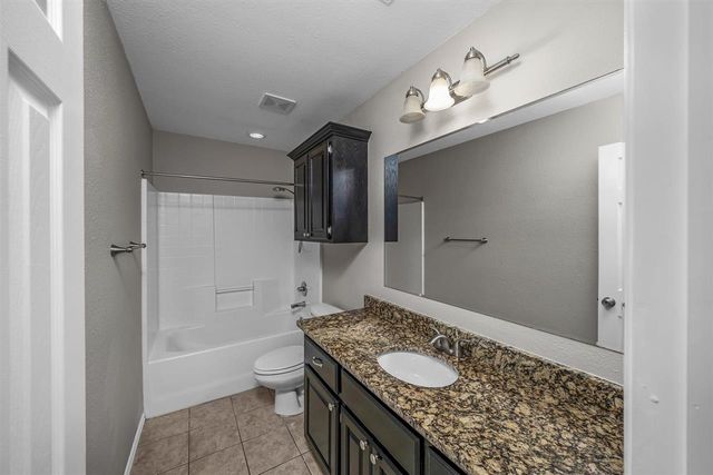 4408 SW Mesquite Dr, Lawton, OK 73505