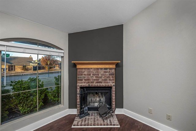 4408 SW Mesquite Dr, Lawton, OK 73505