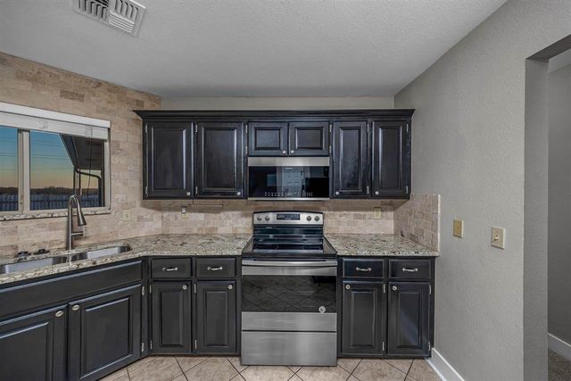 4408 SW Mesquite Dr, Lawton, OK 73505