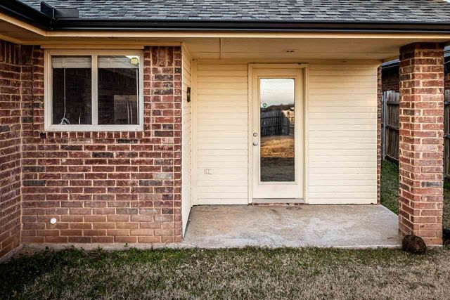 4408 SW Mesquite Dr, Lawton, OK 73505