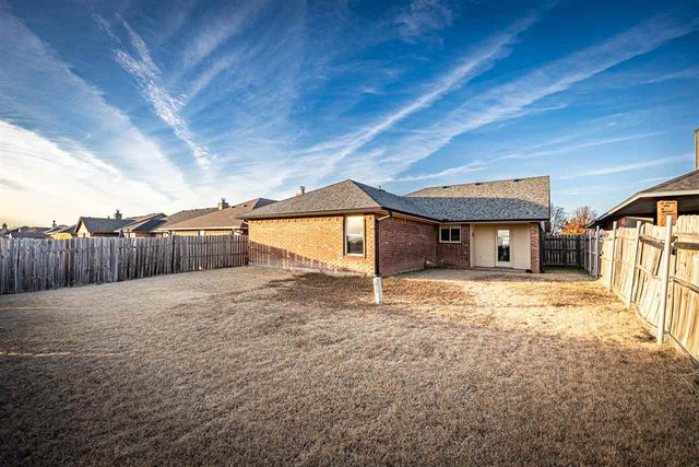 4408 SW Mesquite Dr, Lawton, OK 73505