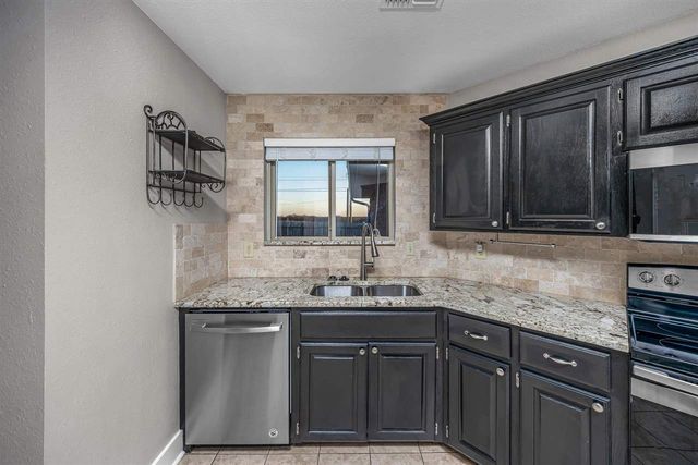 4408 SW Mesquite Dr, Lawton, OK 73505