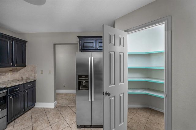 4408 SW Mesquite Dr, Lawton, OK 73505