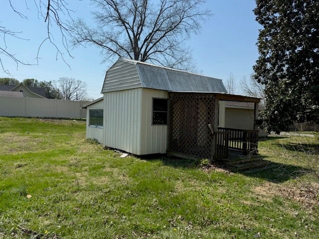302 Ward Street, Energy, IL 62933