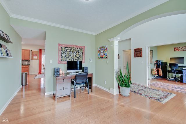 14427 Murphy Circle E, Carmel, IN 46074