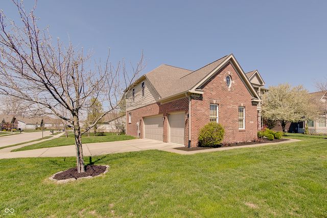 14427 Murphy Circle E, Carmel, IN 46074
