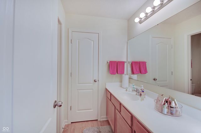 14427 Murphy Circle E, Carmel, IN 46074