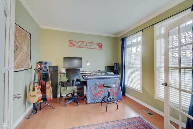 14427 Murphy Circle E, Carmel, IN 46074