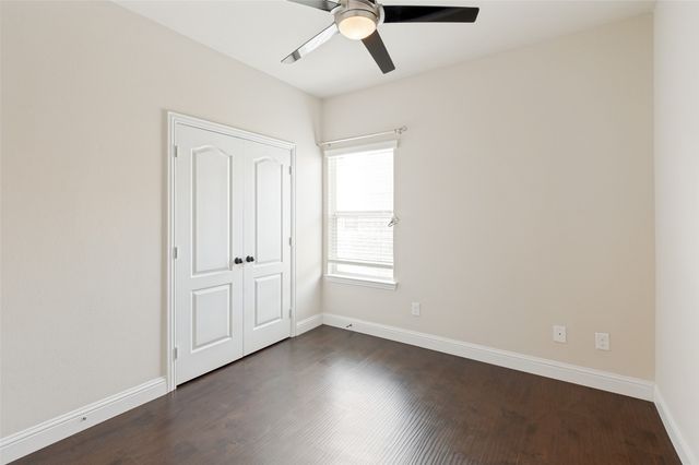 2500 Rockbrook Drive B82, Lewisville, TX 75067