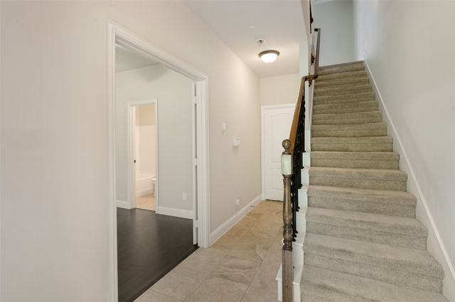 2500 Rockbrook Drive B82, Lewisville, TX 75067