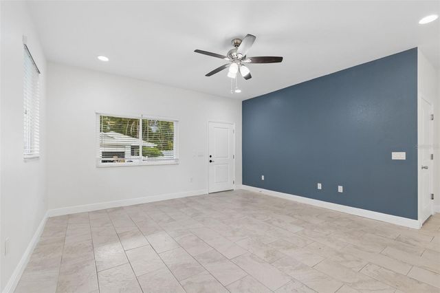 730 8TH AVENUE NE, Largo, FL 33770