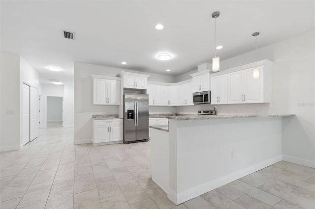 730 8TH AVENUE NE, Largo, FL 33770