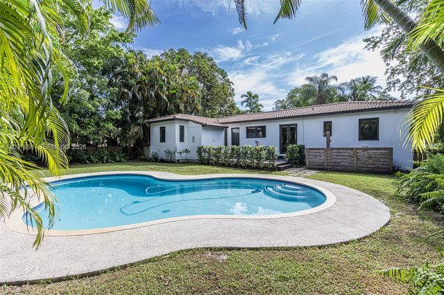 10550 NE 3rd Ct, Miami Shores, FL 33138
