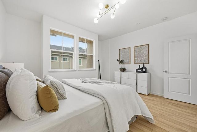 1099 Westbury Drive, San Jose, CA 95131