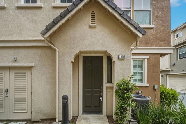 1099 Westbury Drive, San Jose, CA 95131