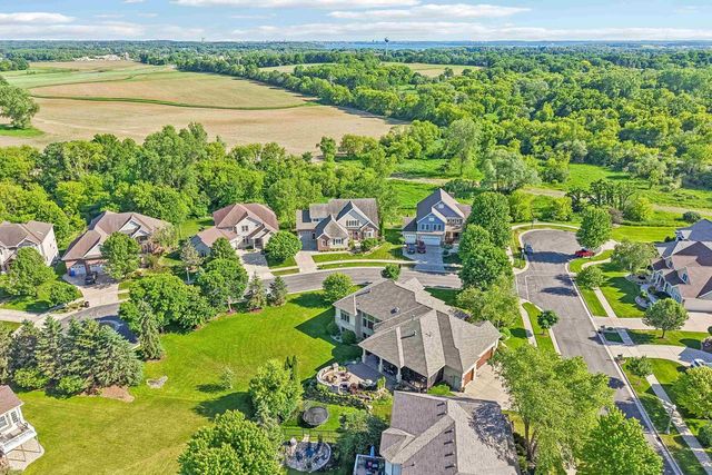 1222 Bongard Drive, Waunakee, WI 53597