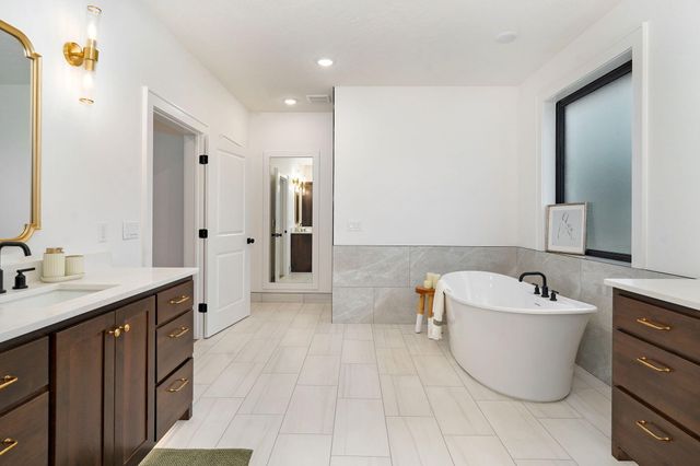 5177 S Barbarosa Court, Springfield, MO 65802