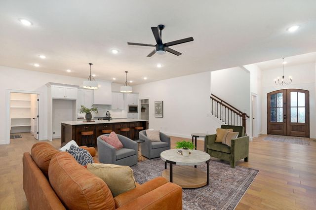 5177 S Barbarosa Court, Springfield, MO 65802