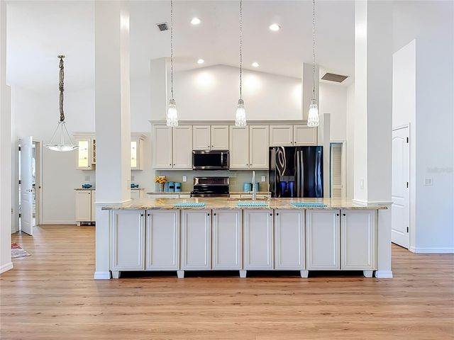 4415 HIGHLAND OAKS CIRCLE, Sarasota, FL 34235