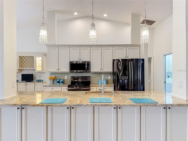 4415 HIGHLAND OAKS CIRCLE, Sarasota, FL 34235