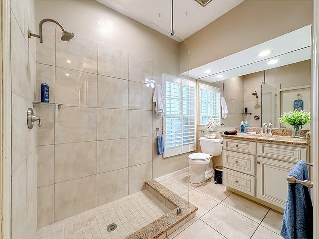4415 HIGHLAND OAKS CIRCLE, Sarasota, FL 34235