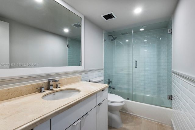 90 Edgewater Drive 224, Coral Gables, FL 33133