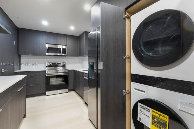 90 Edgewater Drive 224, Coral Gables, FL 33133