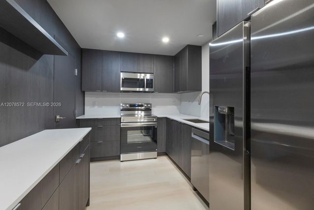 90 Edgewater Drive 224, Coral Gables, FL 33133