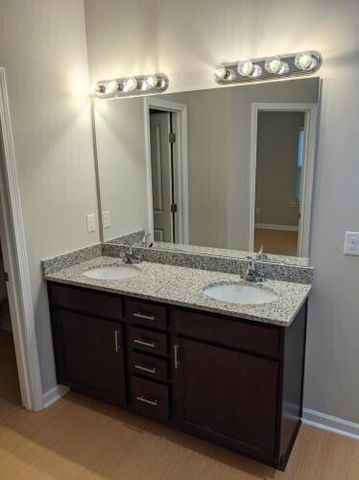 205 W Pine Street, Summerville, SC 29485