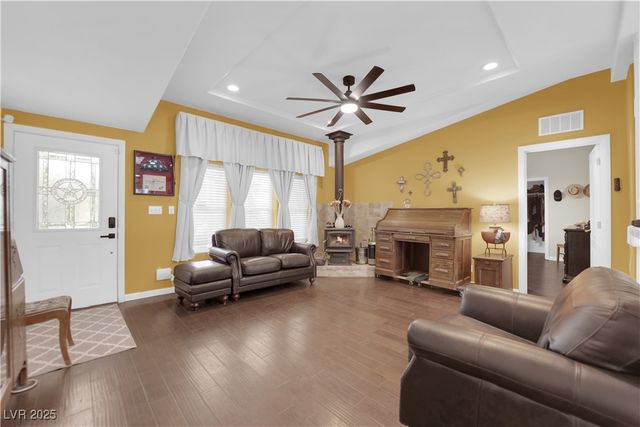 316 West Montgomery Street, Beatty, NV 89003