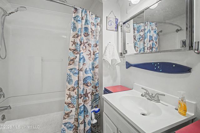 22 Wolfe Street, Bay Saint Louis, MS 39520