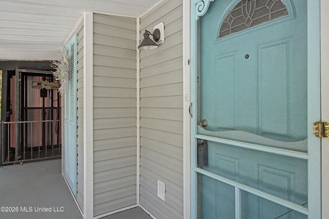 22 Wolfe Street, Bay Saint Louis, MS 39520