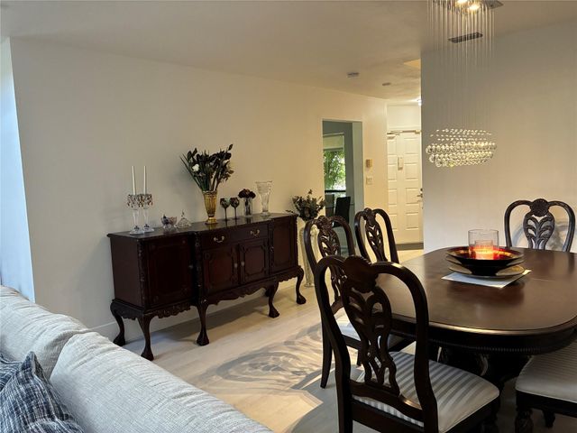 5425 10th Fairway Dr 3, Delray Beach, FL 33484