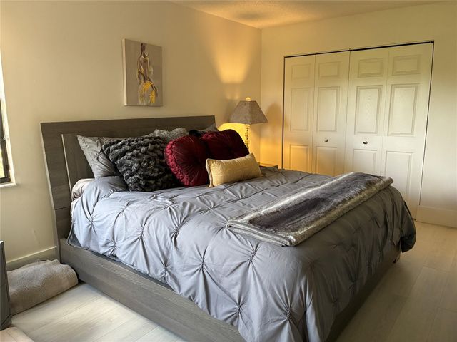 5425 10th Fairway Dr 3, Delray Beach, FL 33484