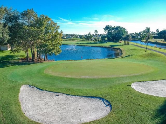 5425 10th Fairway Dr 3, Delray Beach, FL 33484