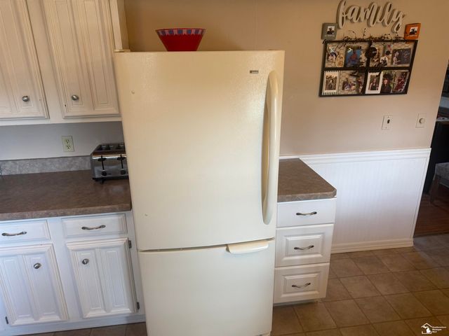 1127 Oakmont Drive, Temperance, MI 48182