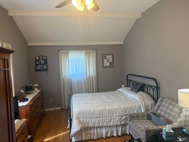 1127 Oakmont Drive, Temperance, MI 48182