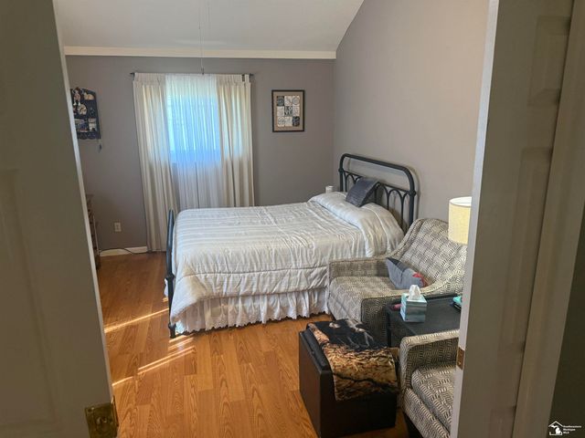 1127 Oakmont Drive, Temperance, MI 48182