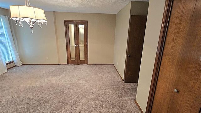 10800 W Country Drive, Oklahoma City, OK 73170