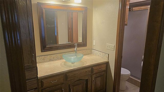10800 W Country Drive, Oklahoma City, OK 73170