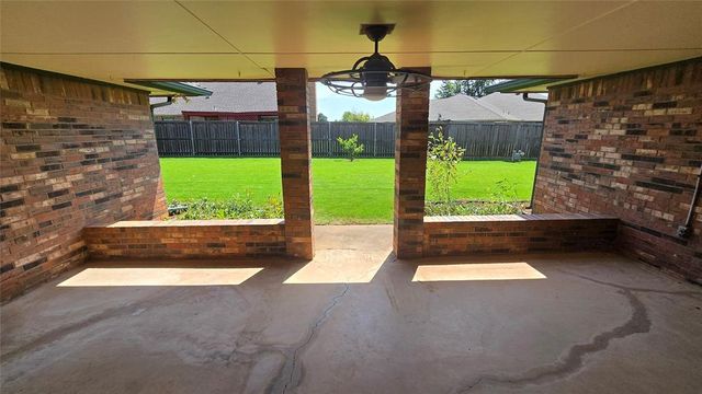10800 W Country Drive, Oklahoma City, OK 73170