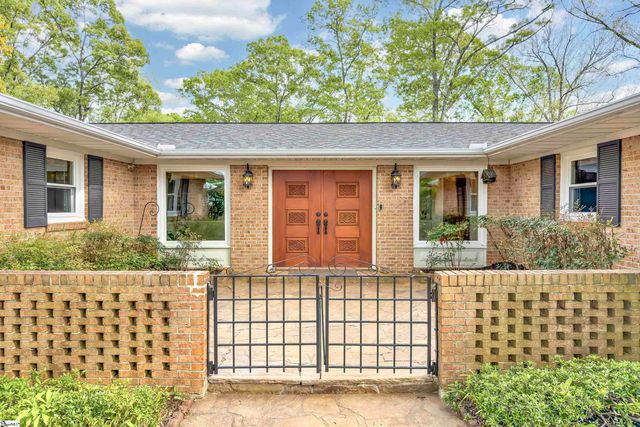 141 Greybridge Road, Pelzer, SC 29669