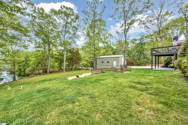 141 Greybridge Road, Pelzer, SC 29669