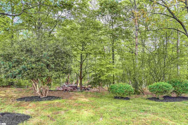 141 Greybridge Road, Pelzer, SC 29669