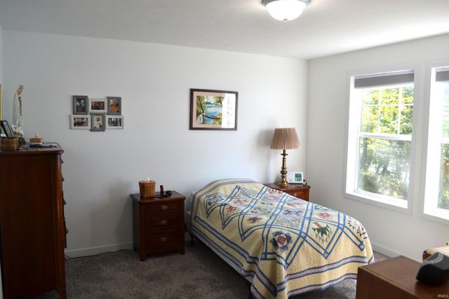 4372 N Shorewood Court, Monticello, IN 47960